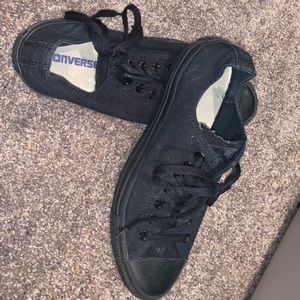 Black Lowtop converse